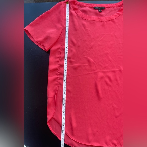 Banana Republic Watermelon Pink Crew Neck Short Sleeve Blouse - Size XS - Picture 8 of 11